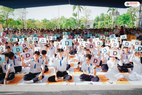 Sôi nổi Đấu trường Rung chuông vàng   Sức khỏe mùa thi