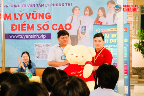 Tư vấn tâm lý mùa thi cho gần 300 học sinh